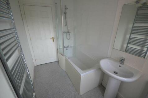 BEAUTIFUL FURNISHED ONE BEDROOM FLAT IN YORK RoomsLocal image